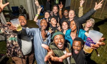 MTN bushfire group of people
