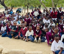 travel gen gives back to school kids